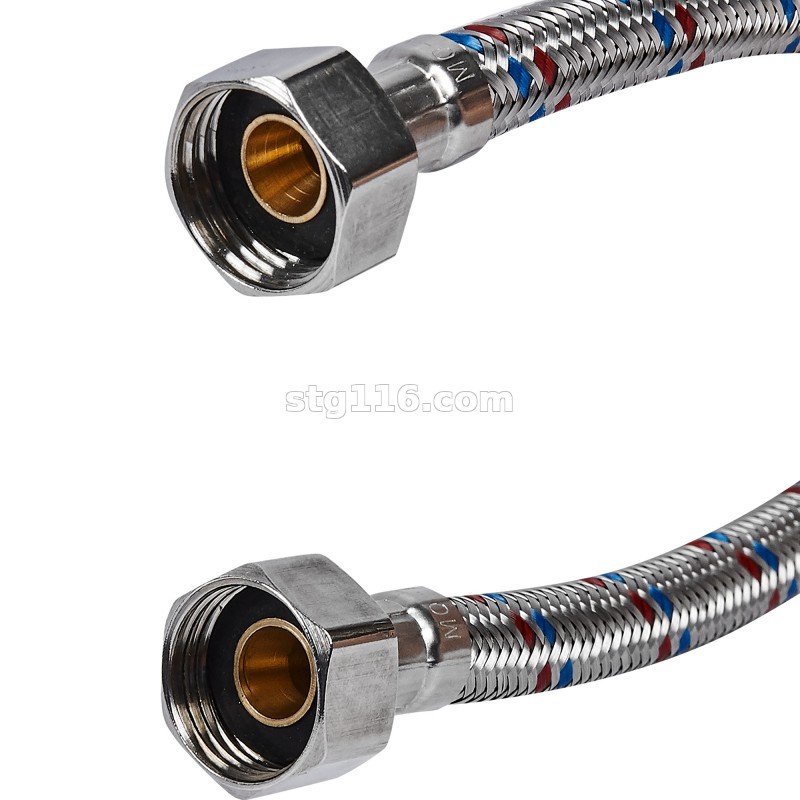 Подводка для воды (1,5) 1/2" г/г
